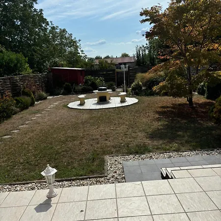 Barbara House Pápa